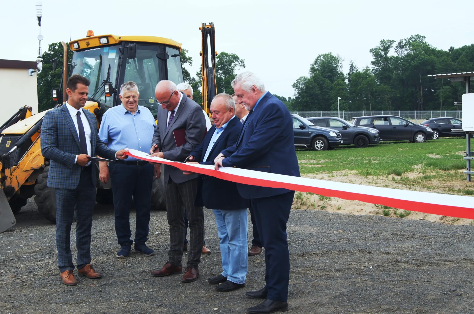 22 czerwca 2021 roku, oddano do użytku pierwszą farmę fotowoltaiczną na terenie Nadobrzańskiego Klastra Energii Odnawialnej